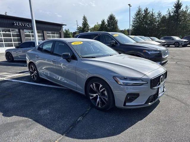 2024 Volvo S60 B5 Plus Dark Theme for sale in Bloomington, IN