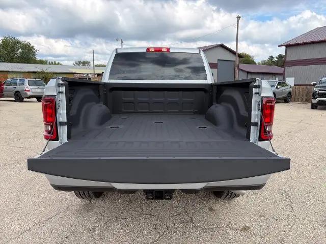 2026 Ram 3500 Big Horn Crew Cab 4x4 64 Box