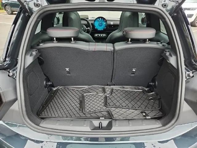 2026 MINI Hardtop JCW