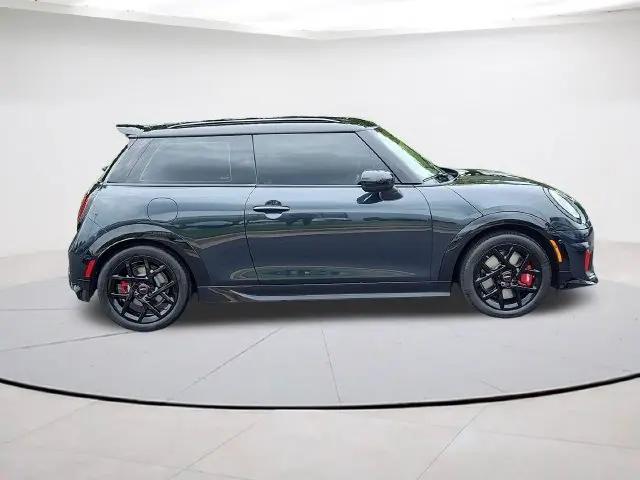 2026 MINI Hardtop JCW