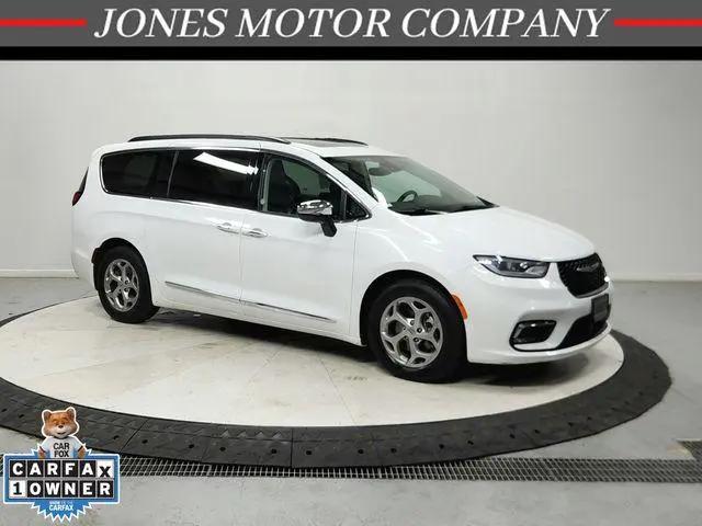2023 Chrysler Pacifica Limited for sale in Savannah, TN