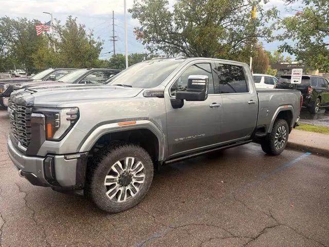 2024 GMC Sierra 2500HD 4WD Crew Cab Standard Bed Denali Ultimate for sale in Ann Arbor, MI