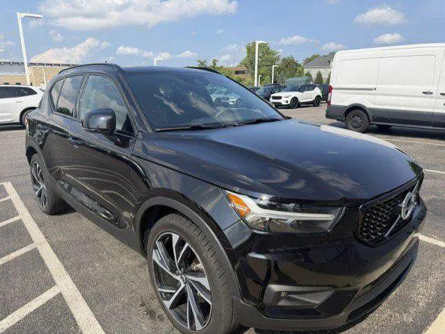 2019 Volvo XC40 T5 R-Design for sale in Barrington, IL
