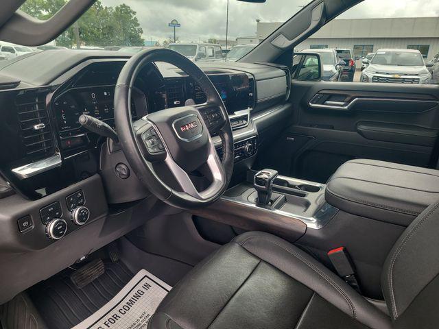 2023 GMC Sierra 1500 4WD Crew Cab Short Box SLT