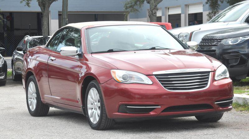 2011 Chrysler 200 Touring