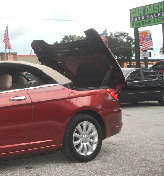 2011 Chrysler 200 Touring