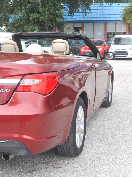 2011 Chrysler 200 Touring