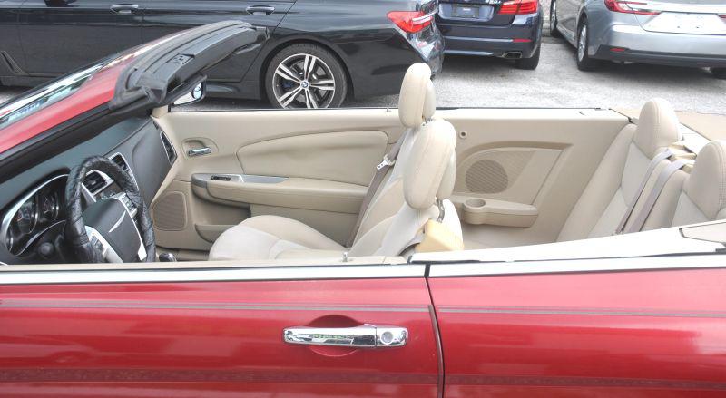 2011 Chrysler 200 Touring