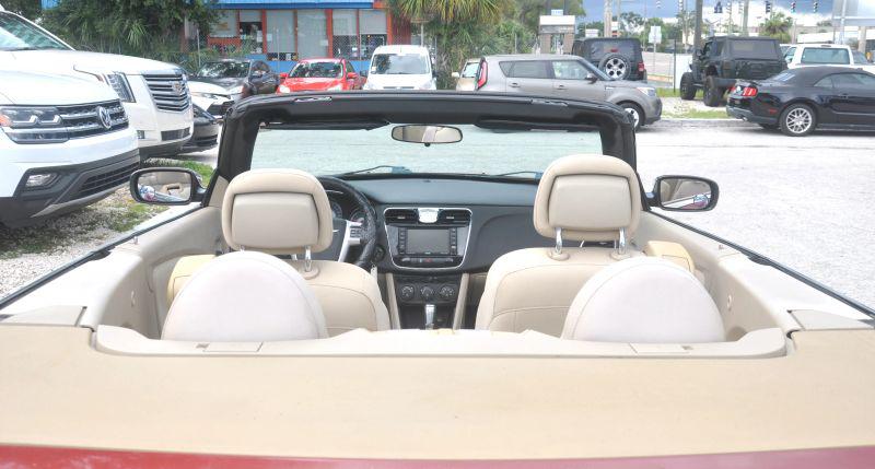 2011 Chrysler 200 Touring