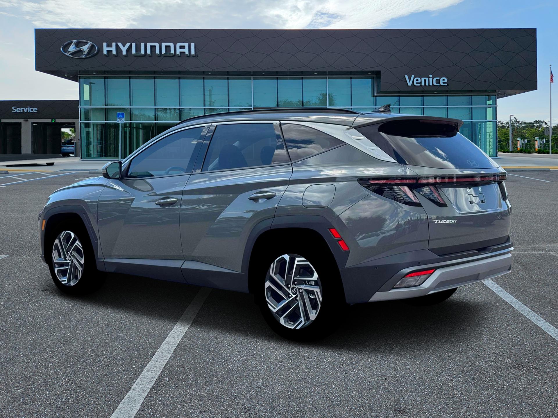 2026 Hyundai TUCSON Limited FWD - Image 4