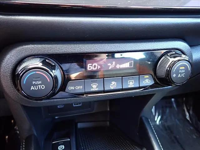 2021 Nissan Kicks SR Xtronic CVT