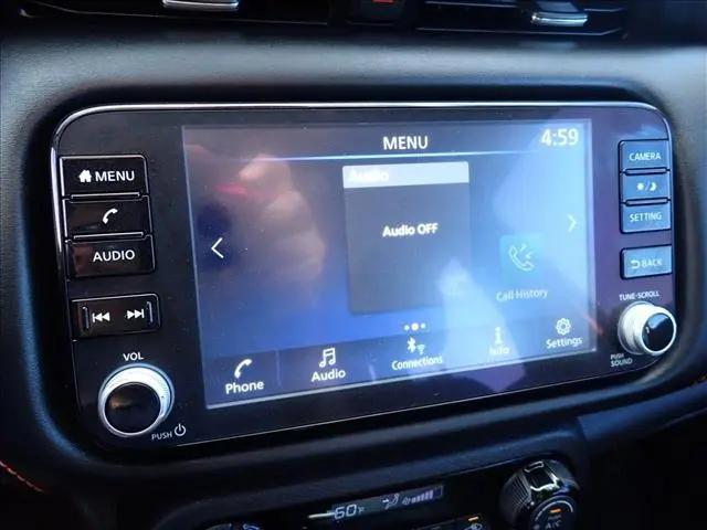 2021 Nissan Kicks SR Xtronic CVT