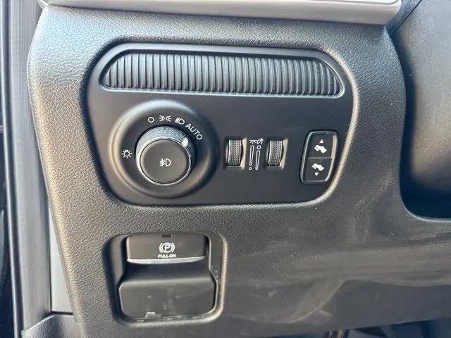 2023 Jeep Wagoneer Series I 4x2