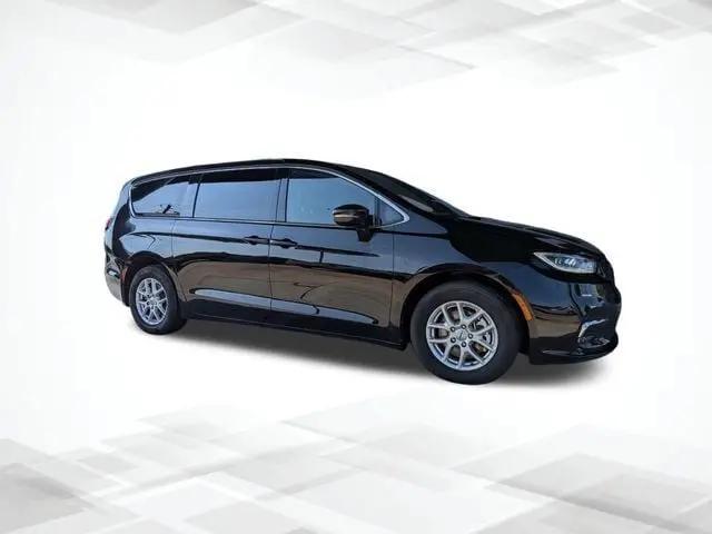 2025 Chrysler Pacifica Select for sale in Cornelius, NC