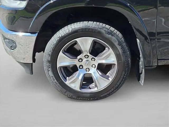 2019 Ram 1500 Laramie Crew Cab 4x4 57 Box