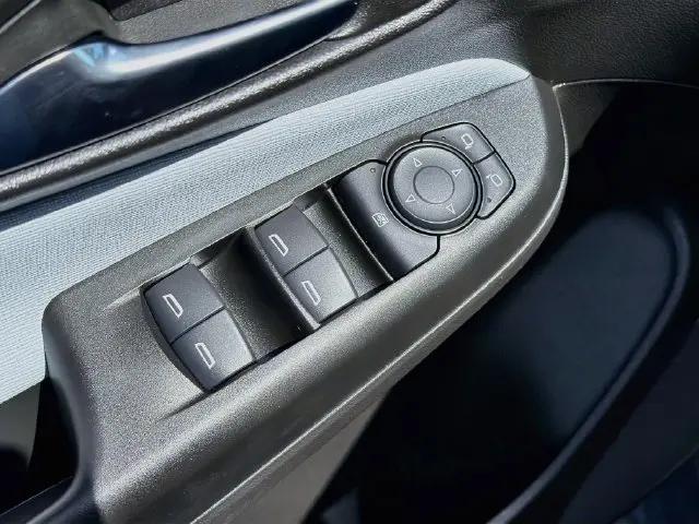 2024 Buick NV Preferred FWD