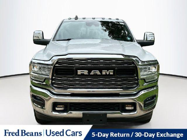 2024 RAM 3500 Limited Mega Cab 4x4 64 Box 2024 RAM 3500 Limited Mega Cab 4x4 64 Box