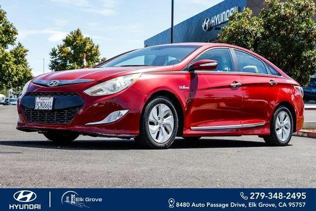 2013 Hyundai Sonata Hybrid Base for sale in Elk Grove, CA