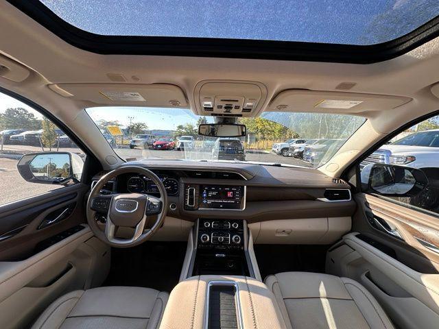 2021 GMC Yukon XL 4WD Denali 2021 GMC Yukon XL 4WD Denali