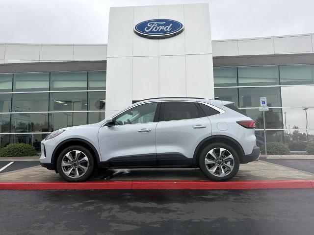 2025 Ford Escape Platinum for sale in Warrenton, OR