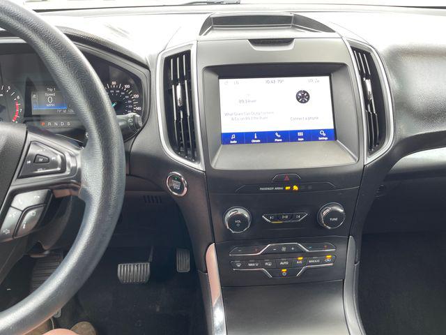 2020 Ford Edge SE