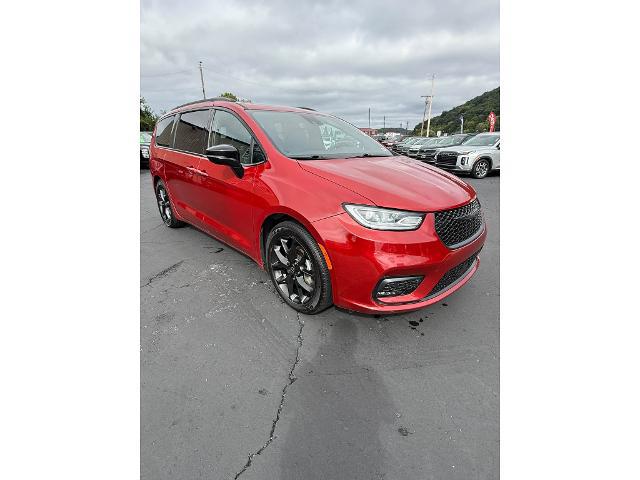 2025 Chrysler Pacifica Limited for sale in Danville, WV