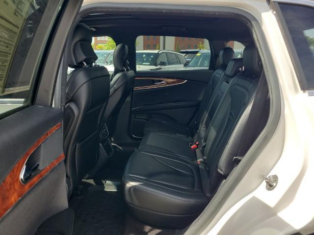 2017 Lincoln MKX Select