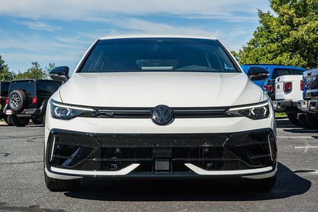 2025 Volkswagen Golf R 2.0T Black Edition 2025 Volkswagen Golf R 2.0T Black Edition