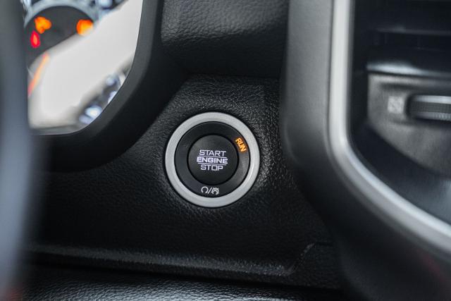 2023 Ram 1500 Big Horn Crew Cab 4x4 57 Box