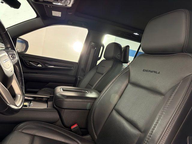 2021 GMC Yukon 4WD Denali