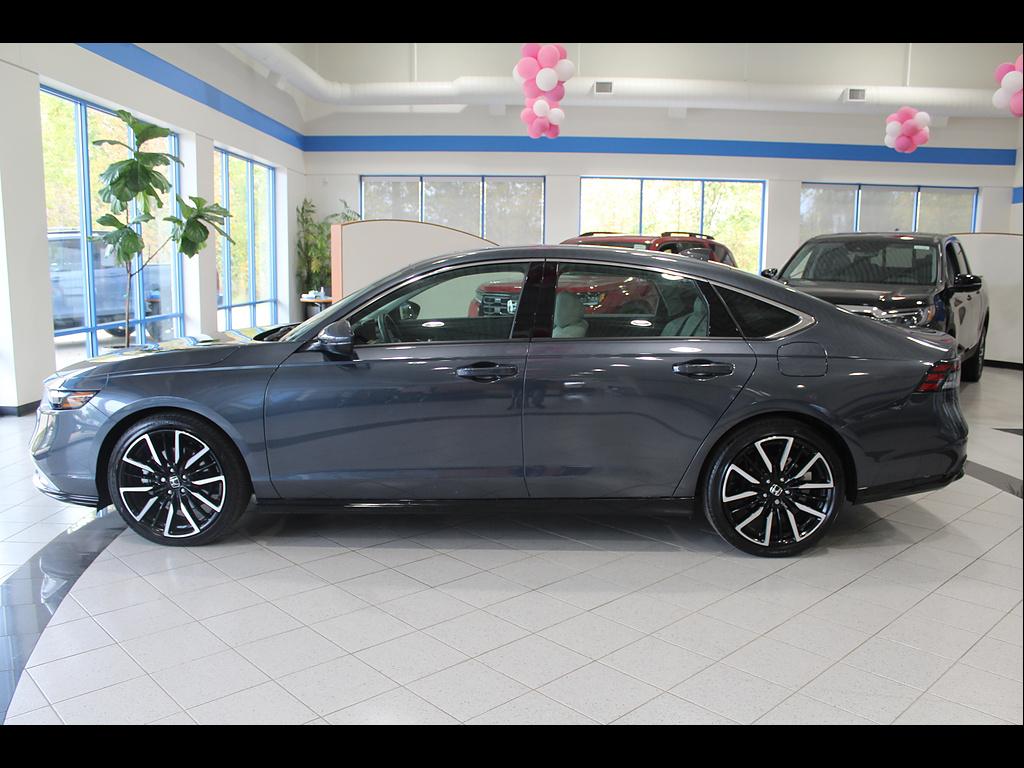 2026 Honda Accord Hybrid Touring - Photo 8