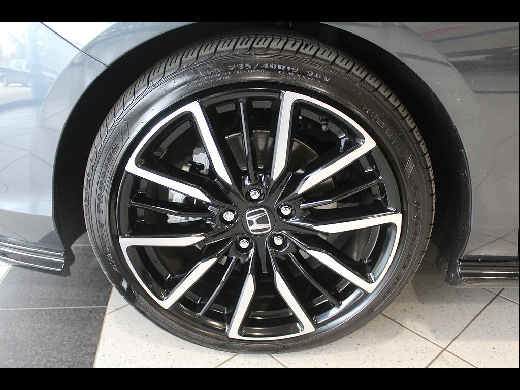 2026 Honda Accord Hybrid Touring - Photo 9