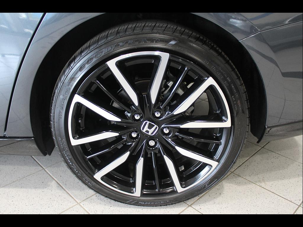 2026 Honda Accord Hybrid Touring - Photo 12