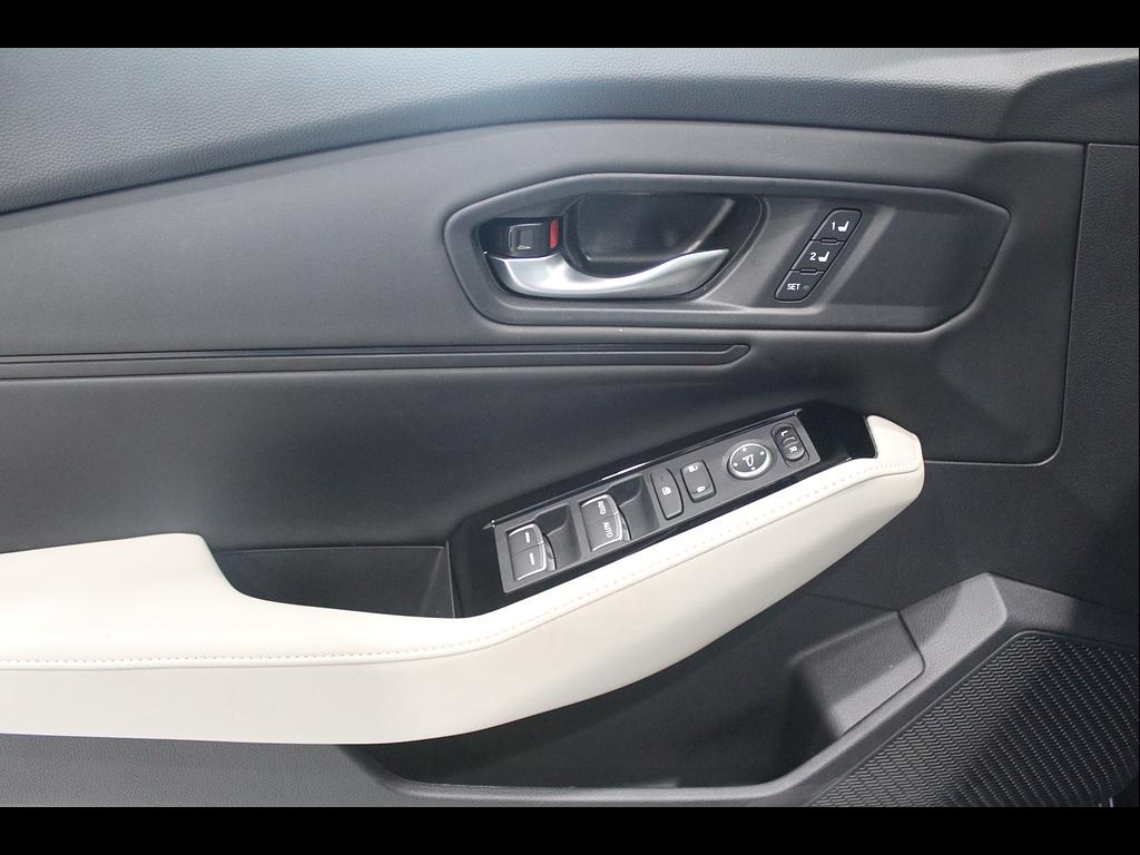 2026 Honda Accord Hybrid Touring - Photo 15