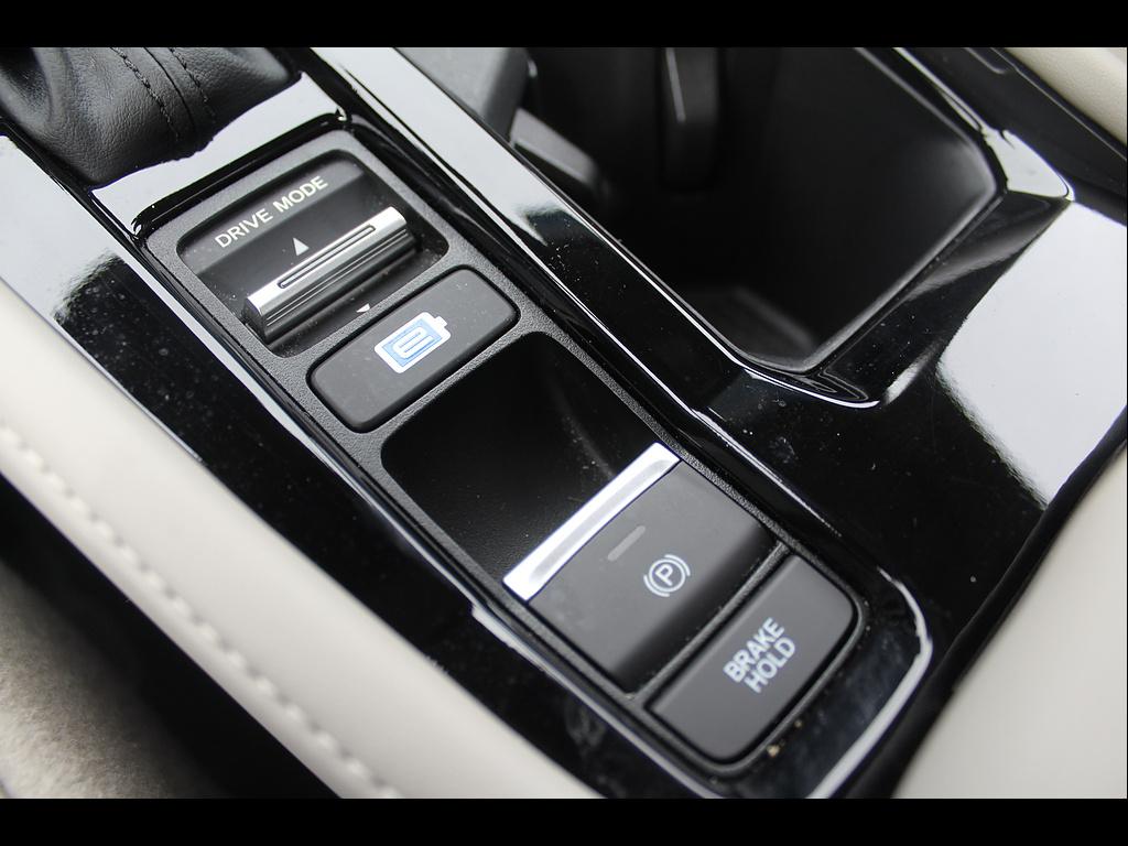 2026 Honda Accord Hybrid Touring - Photo 29