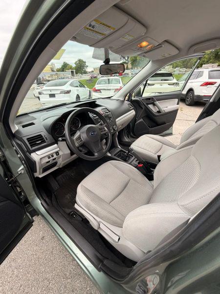 2015 Subaru Forester 2.5i