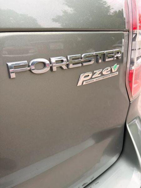 2015 Subaru Forester 2.5i