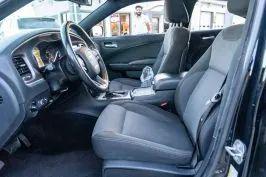 2017 Dodge Charger SE RWD