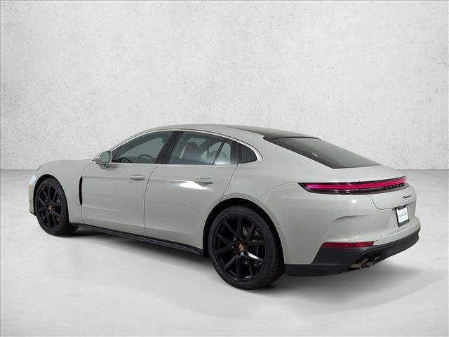 2026 Porsche Panamera RWD