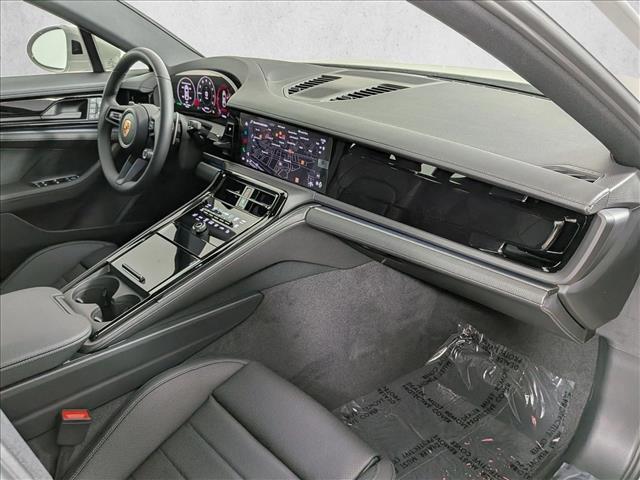 2026 Porsche Panamera RWD