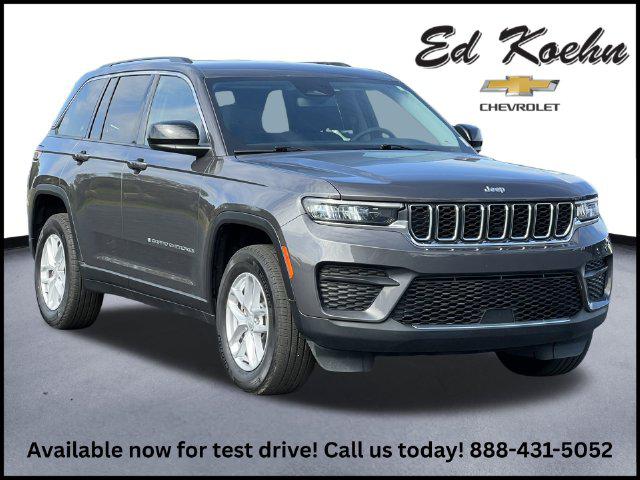 2023 Jeep Grand Cherokee Laredo 4x4 for sale in Rockford, MI