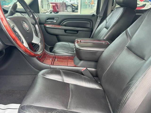 2012 Cadillac Escalade EXT Luxury