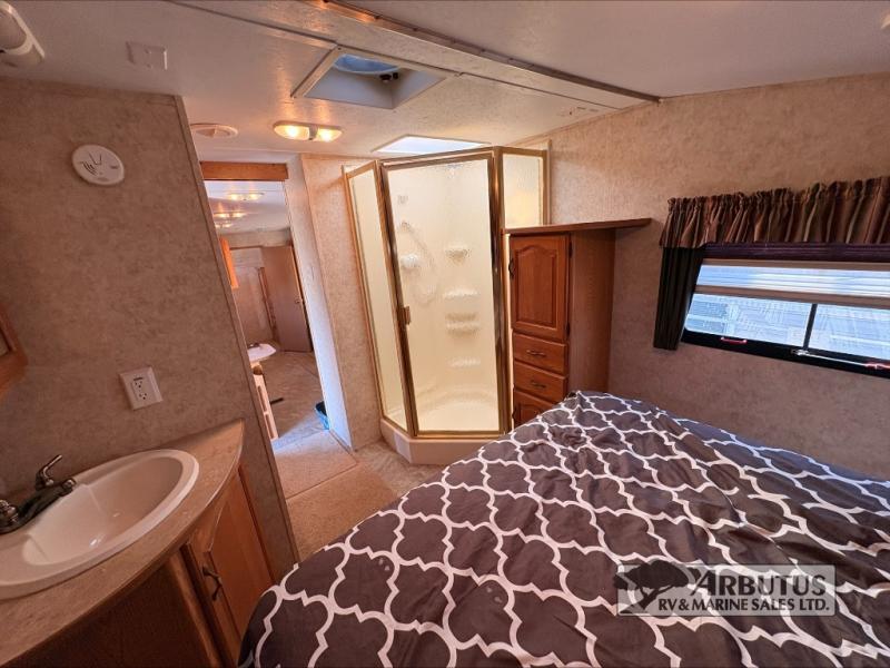 2006 Keystone RV COUGAR 281EFS FIFTH WHEEL