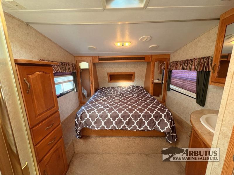 2006 Keystone RV COUGAR 281EFS FIFTH WHEEL