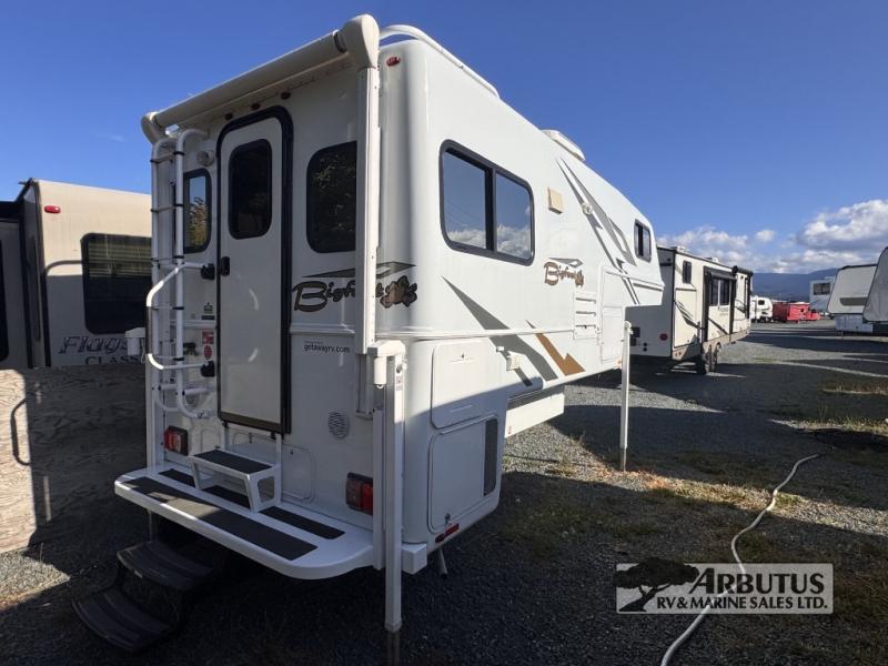 2018 Bigfoot RV BIGFOOT 25C10.4 TRUCK CAMPER