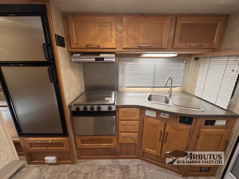 2018 Bigfoot RV BIGFOOT 25C10.4 TRUCK CAMPER