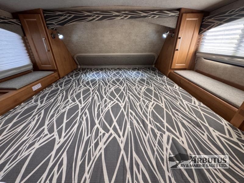 2018 Bigfoot RV BIGFOOT 25C10.4 TRUCK CAMPER