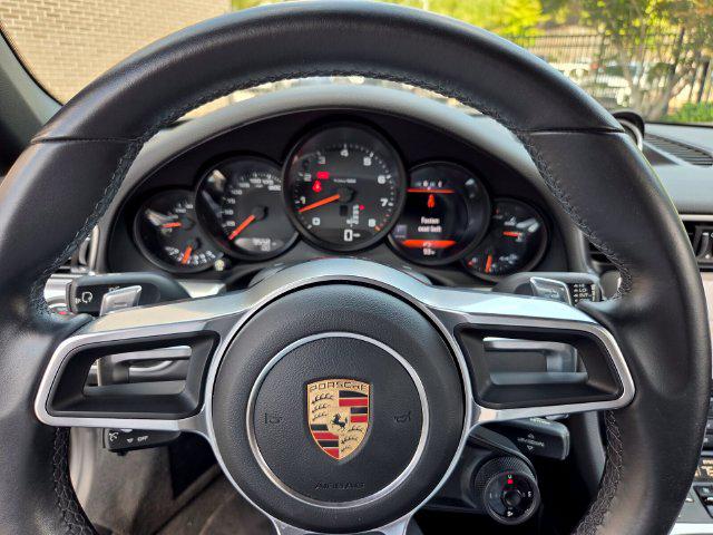 2017 Porsche 911 Carrera