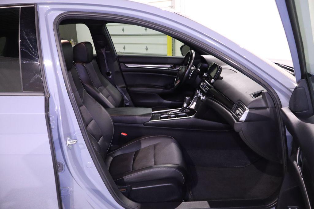 car-gallery-32