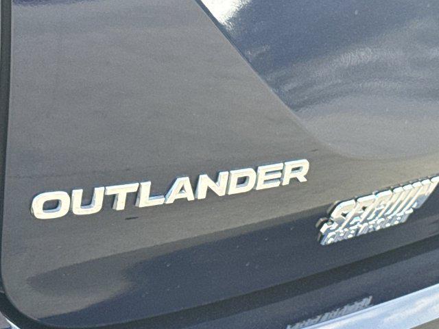 2024 Mitsubishi Outlander SE - Photo 33